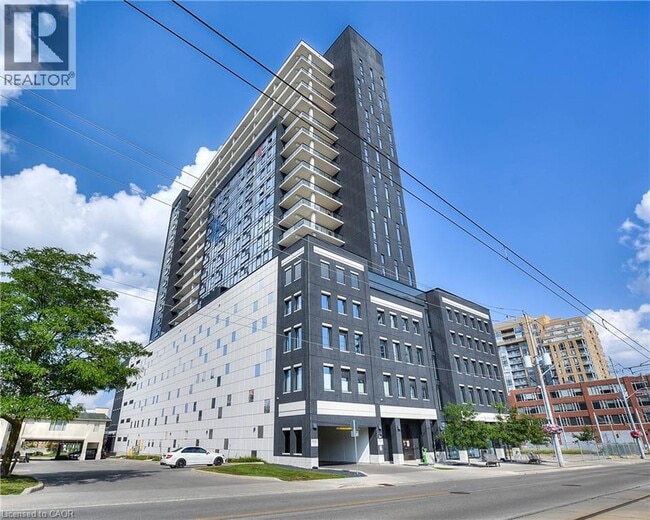Building Photo - 181 King St S