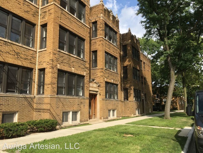 6700 N Artesian Ave, Chicago, IL 60645 - Apartment for  