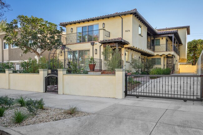 Foto del edificio - 11474 Moorpark St