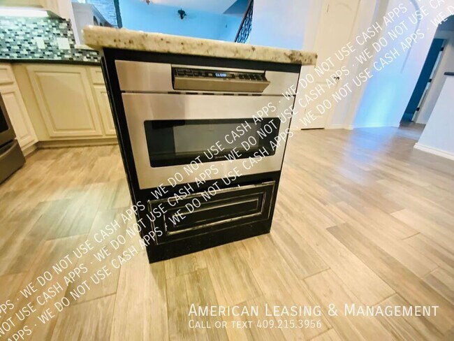 Foto del edificio - 6305 Highpoint Ave