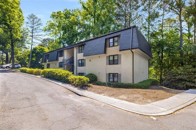 Building Photo - 183 Triumph Dr NW