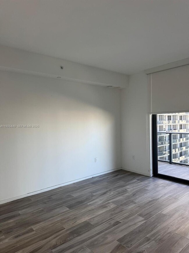 Foto del edificio - 801 S Miami Ave