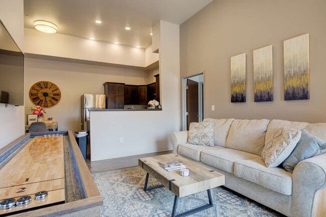 Foto del edificio - 2210 Remington Way