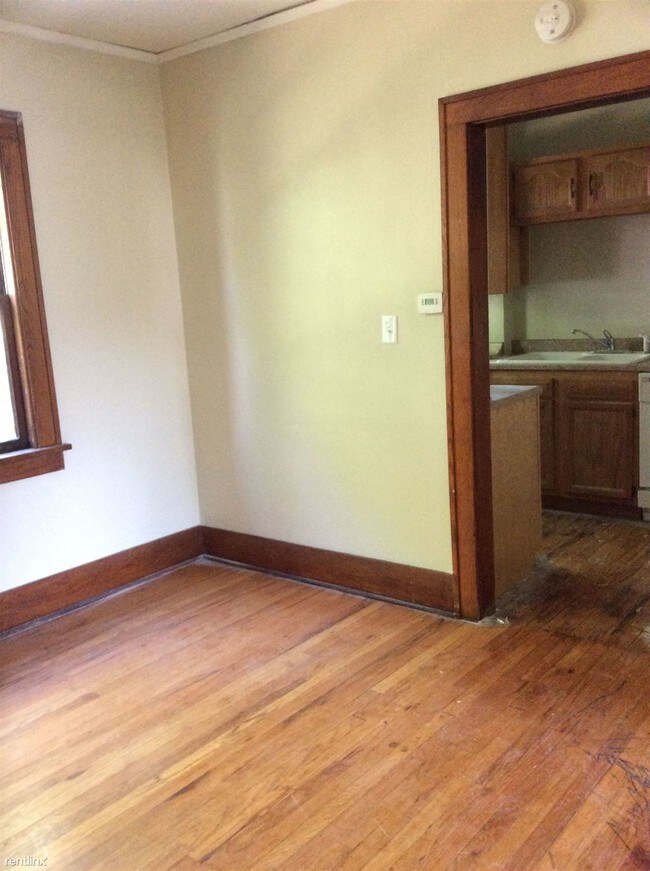 Building Photo - 137 N 33rd St