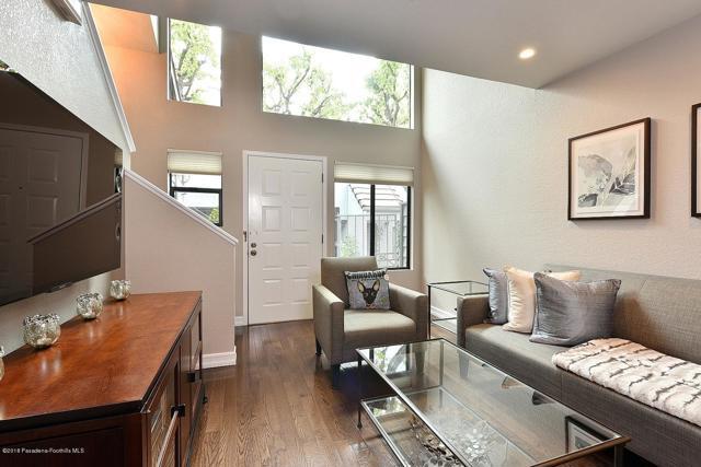 Building Photo - 279 E Glenarm St