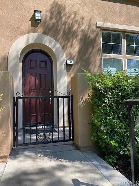 Primary Photo - 100 Chula Vista