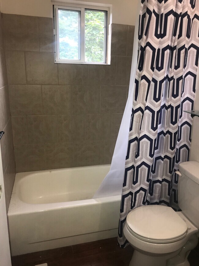 Foto del edificio - 738 Washington Ave