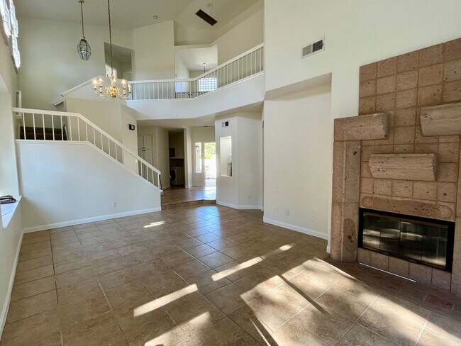 Foto del edificio - 4 Bedroom 3 Bath  Rancho Del Rey -Chula Vista