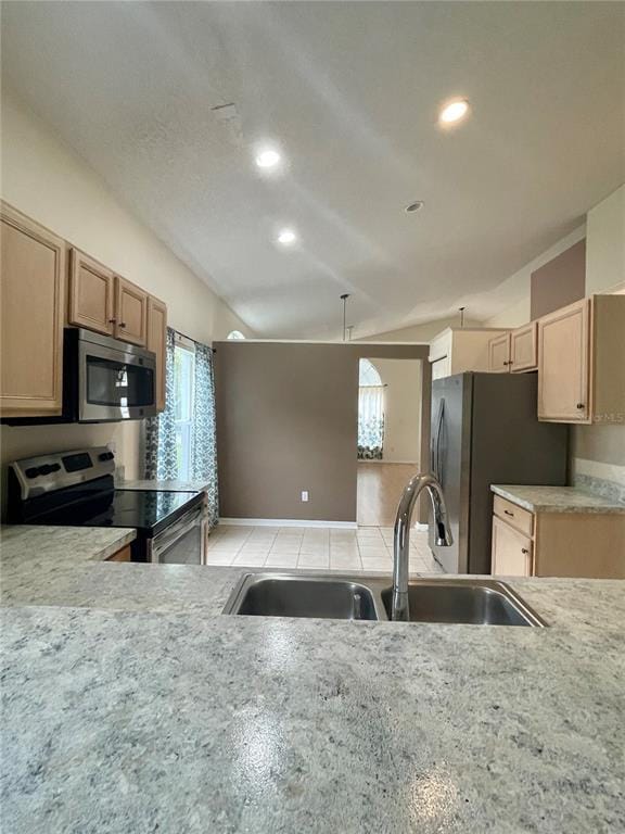 Building Photo - 521 Lexingdale Dr