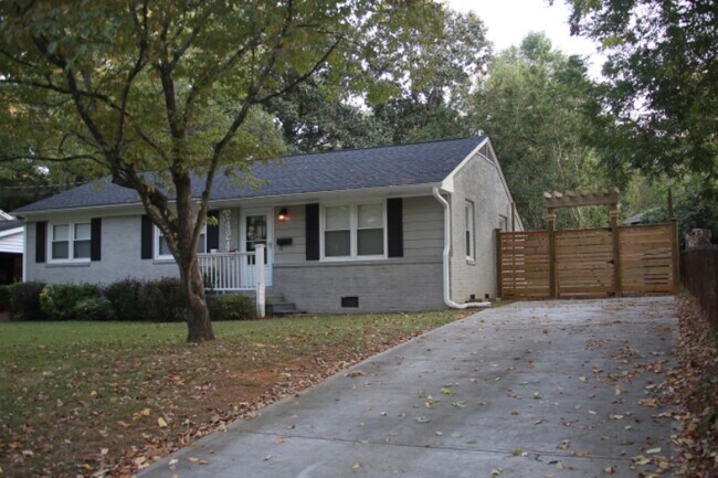 Building Photo - 2424 Glascock St