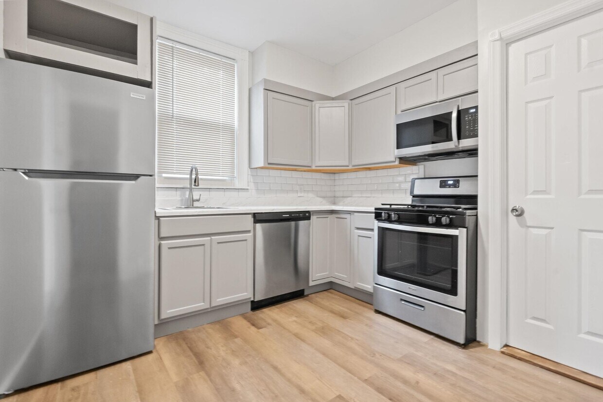 Foto principal - 20 Linden Ct