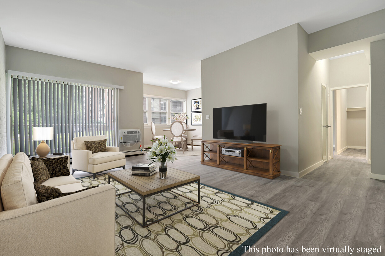 Foto principal - Woods Edge Apartment Homes