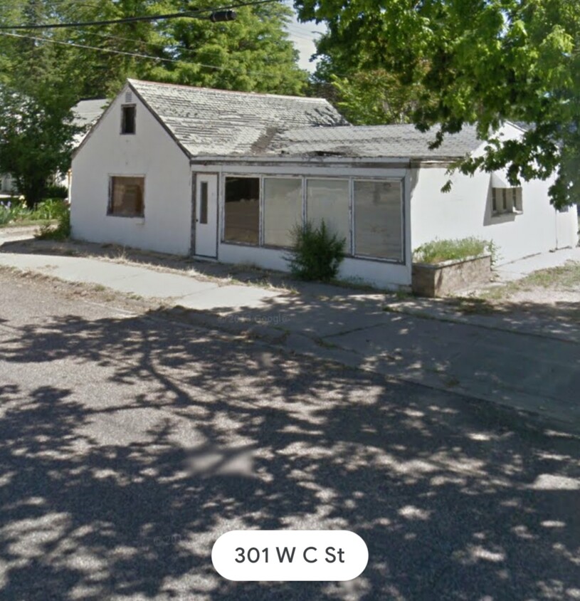 301 W C St - 315 W 3rd St