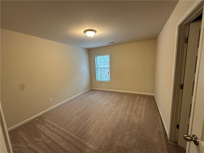 Foto del edificio - 376 Pernell