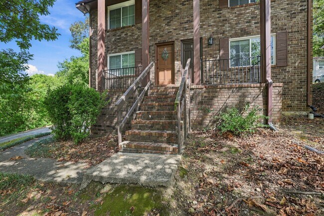 Building Photo - 3801 Mission View Ave