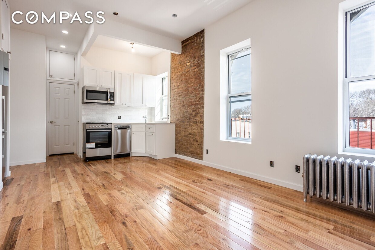 178 Driggs Ave Unit 4F, Brooklyn, NY 11222 Room for Rent in Brooklyn
