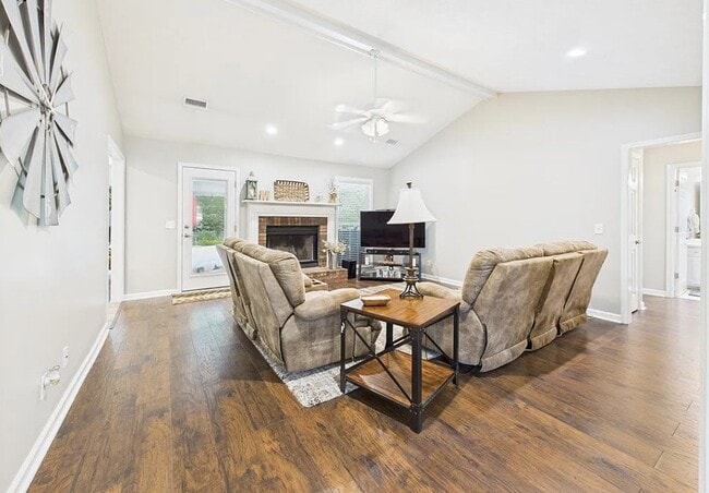 Building Photo - 7047 Dovefield Way