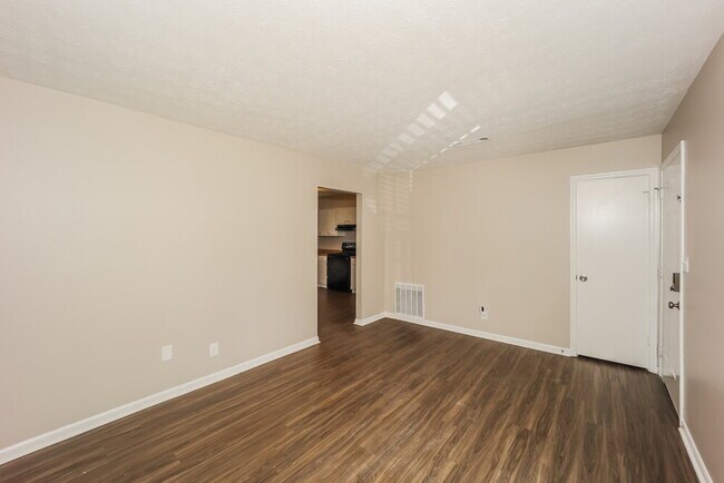 Foto del edificio - 156 Meadowlark Ln