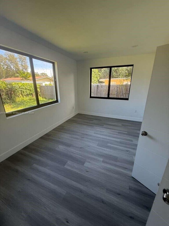 Foto del edificio - 1779 NW 93rd St