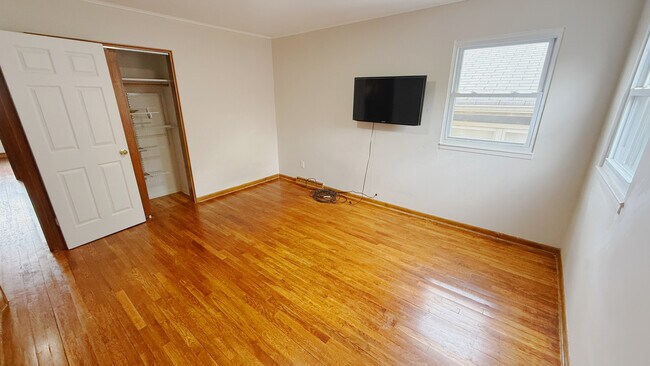 Foto del edificio - 88 Western Ave