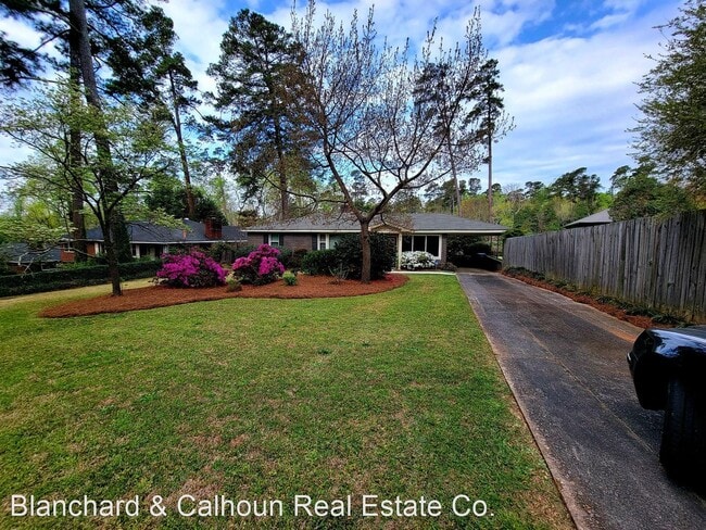 Building Photo - 3 br, 1 bath House - 229 W Vineland Rd