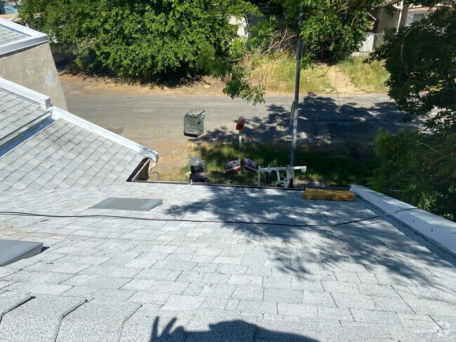 Building Photo - 1363 93rd Ave