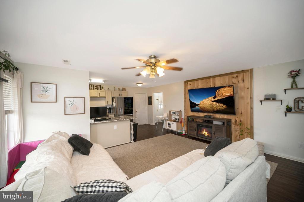 7003 Justin Ct E, Remington, VA 22734 House Rental in Remington, VA