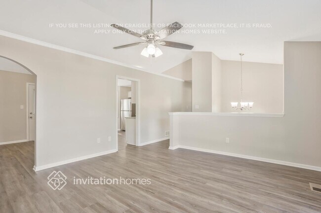 Foto del edificio - 7305 Hunters Ridge Dr