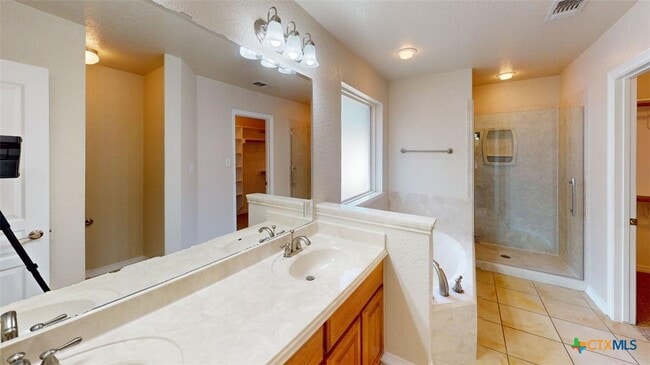 Building Photo - 2536 Mugho Dr
