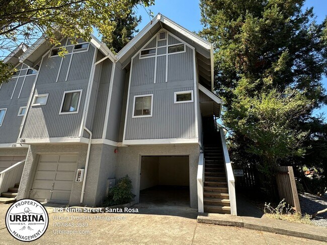 Building Photo - Ninth Street Quad Plex