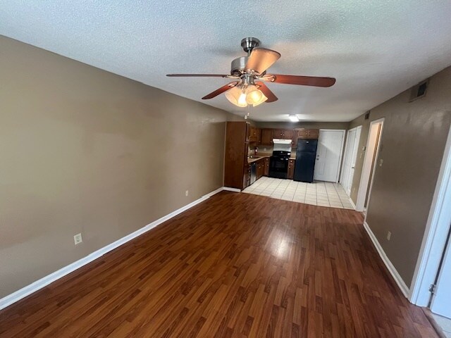 Building Photo - 1804 Ororke Ln SW