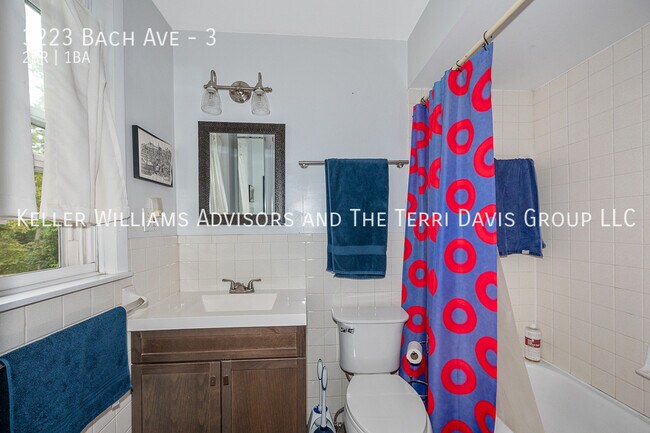 Building Photo - 3223 Bach Ave