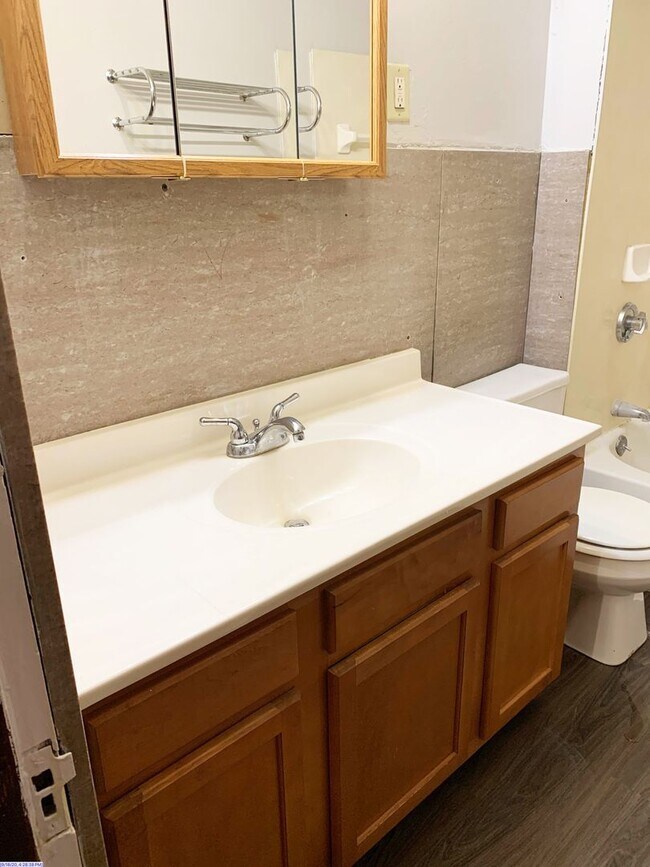 Foto del edificio - 3241 Jefferson Ave