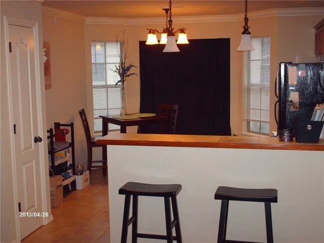 Photo - 2671 N Arroyo Ave Townhome