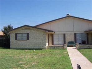 Primary Photo - 820 Vista Ln