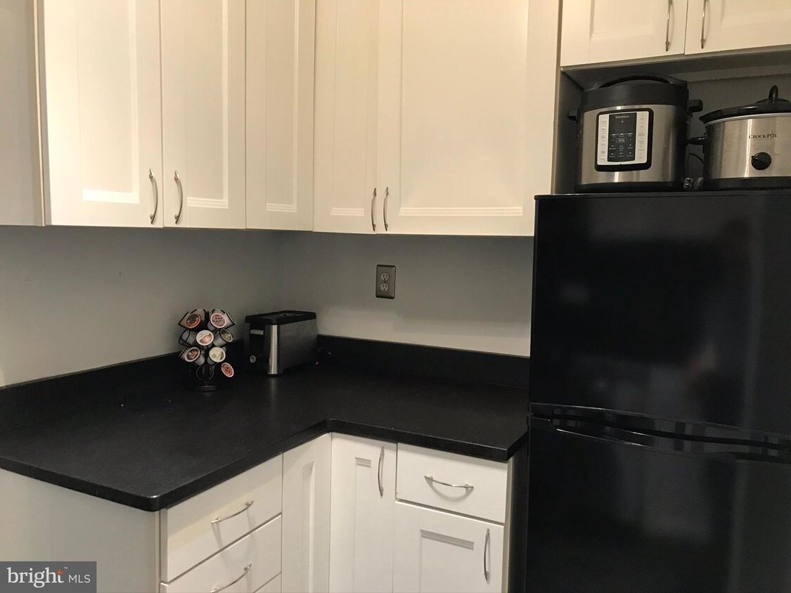 Foto principal - 1111 Arlington Blvd