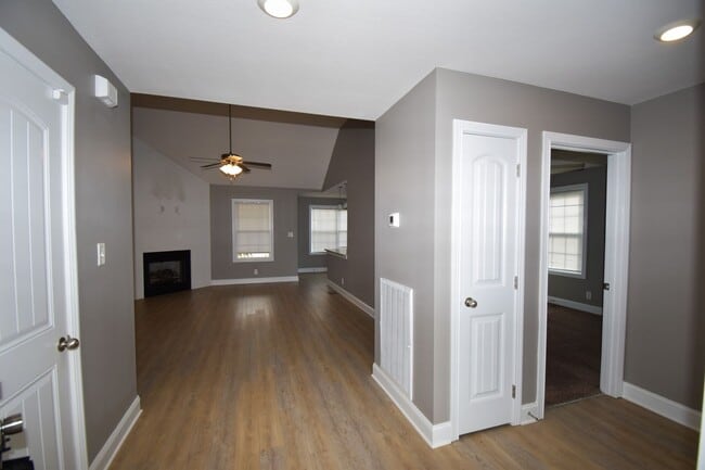 Foto del edificio - 3 Bedroom Pet Friendly Home For Rent in Chalet Hills!