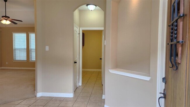 Building Photo - 25147 Alina Ln