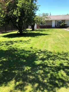 Foto del edificio - 1308 Willow Rd E