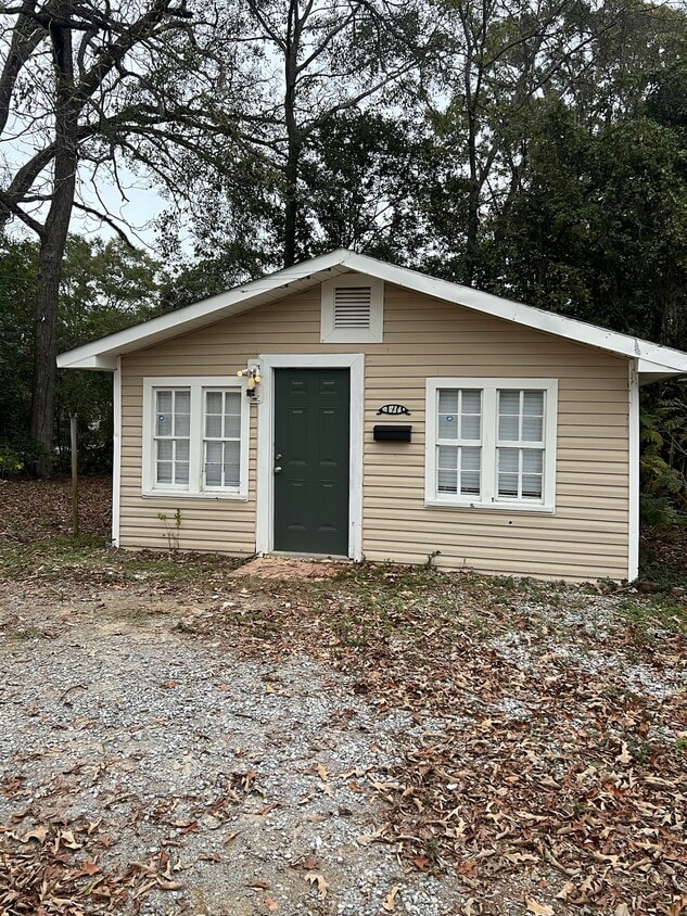 Foto principal - 1605 West St