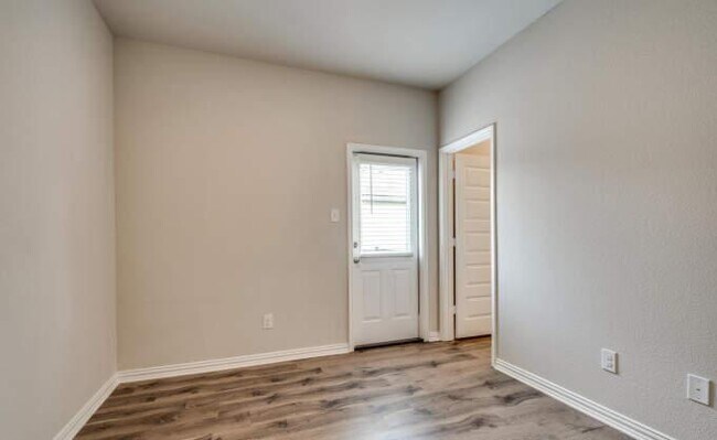 Building Photo - 1 bedroom in Fort Worth TX 76053