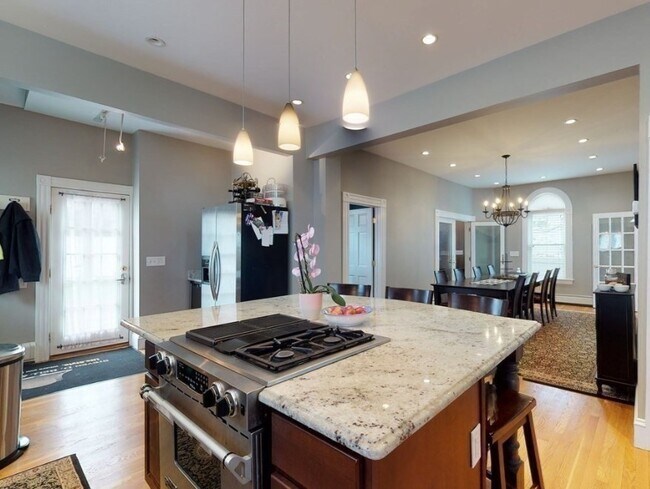 Foto del edificio - 180 Hammond St