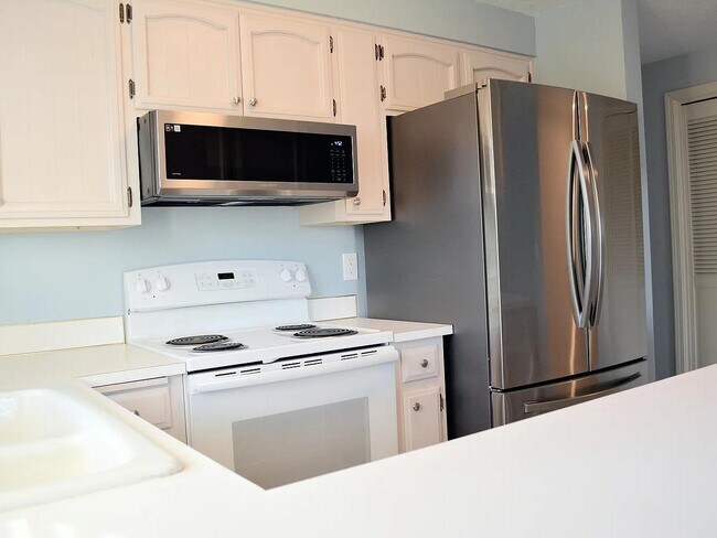 Foto del edificio - 566 Sunwood Dr NW