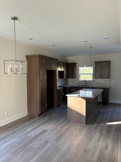 Building Photo - 4727 Heiskell Dr