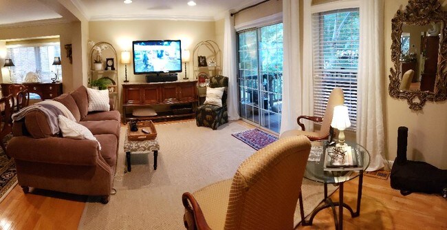Foto del edificio - 5427 Grove Ridge Way
