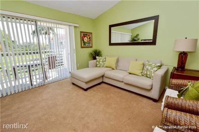 Building Photo - 6035 Bahia del Mar Blvd