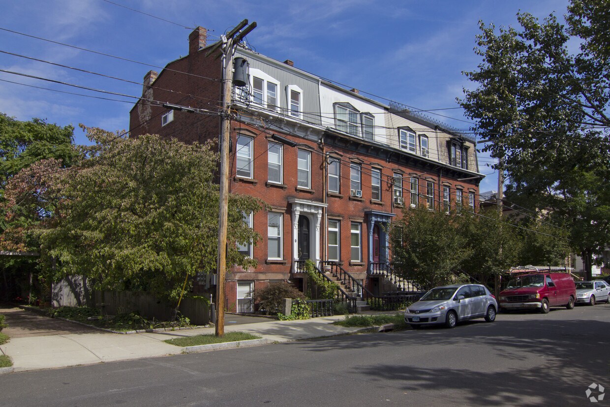 Primary Photo - 29 Eld St