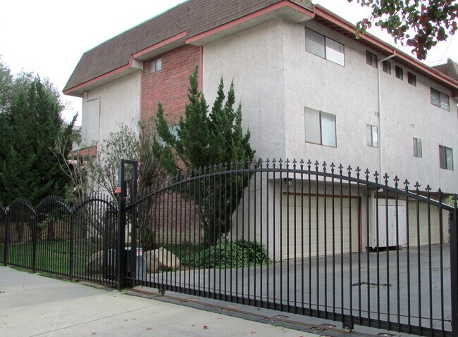 Gated parking - 18410 Lull St