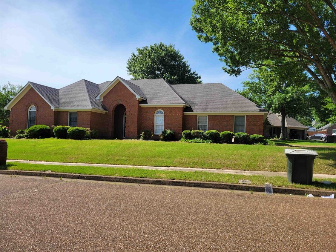 275 Joel Cove, Collierville, TN 38017 House for Rent in Collierville
