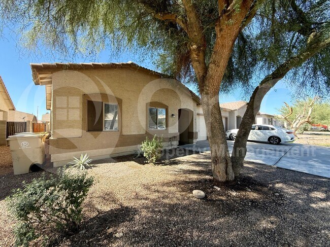 Building Photo - 6832 N 81st Dr